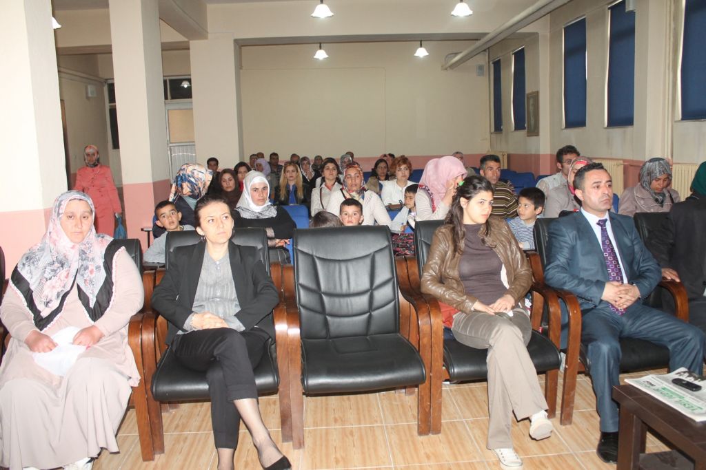 AEP Halk Eğitimleri Başladı