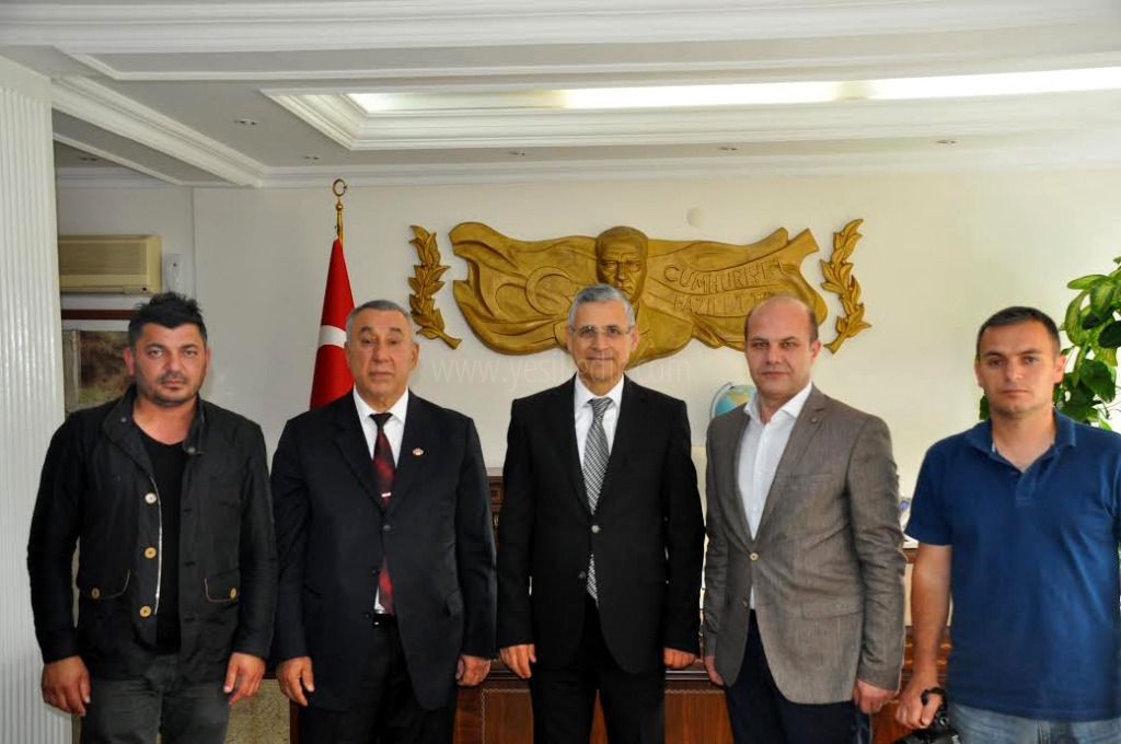 GAZETECİLERDEN VALİMİZ AHMET TURGAY ALPMANA ZİYARET