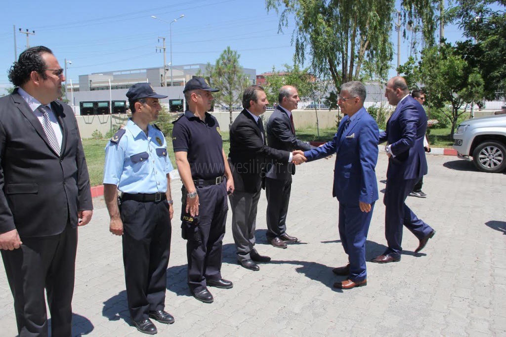 Iğdır Valisi Ahmet Turgay ALPMAN ve Beraberindeki Protokol Üyeleri Bayram Ziyareti