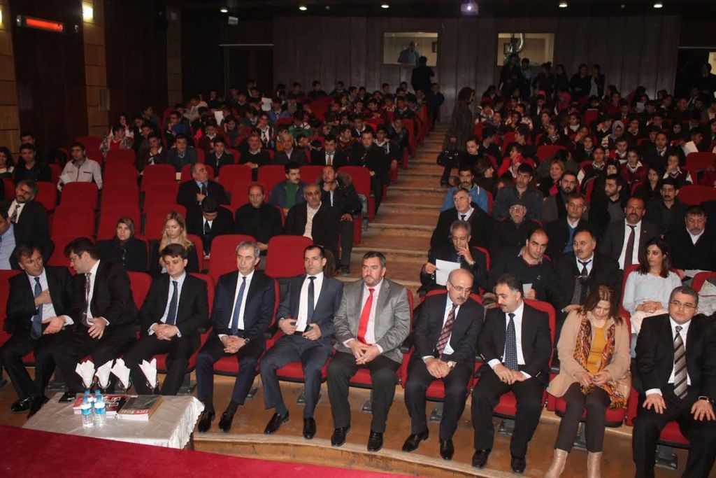 Hocalı katliamının 23 yıl dönümü kapsamında Panel düzenlendi