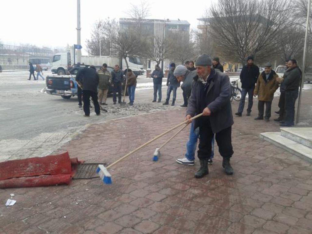 Aralık Belediyesi bu yıl buzla mücadele ekipi kurdu