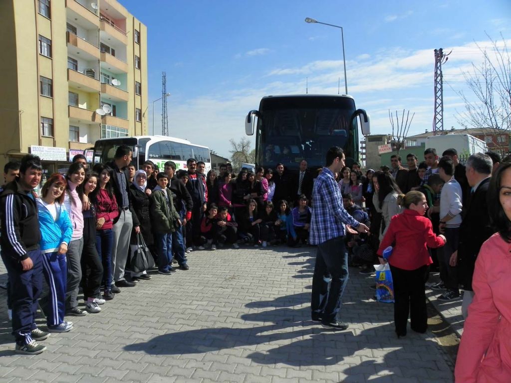 Her Türk Gencinin Yolu Çanakkale ve Bilecik'den Geçecek