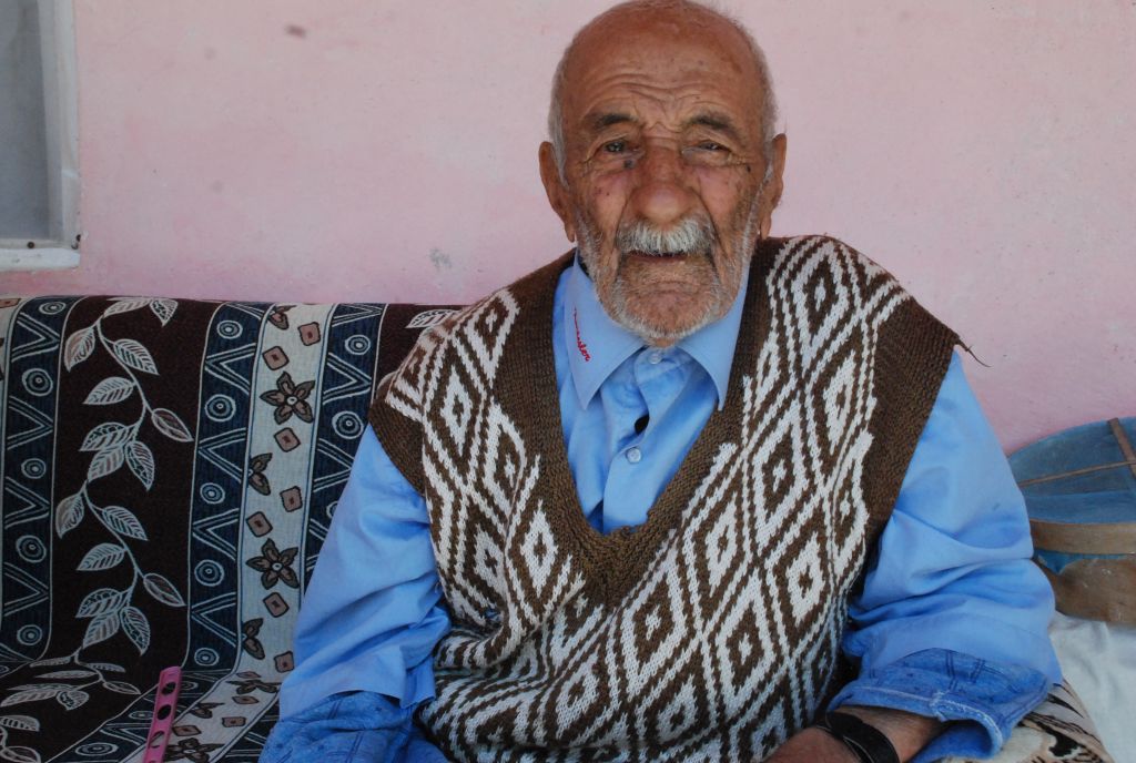Ölmeden Önceki Tek İsteği Şiir Kitabı Bastırmak