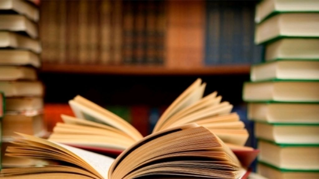 BDM Iğdır Kültür ve Turizm Müdürlüğüne Kitap Hediye Etti