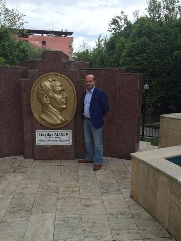 Merhum Haydar Aliyev Anıtı Onarıldı