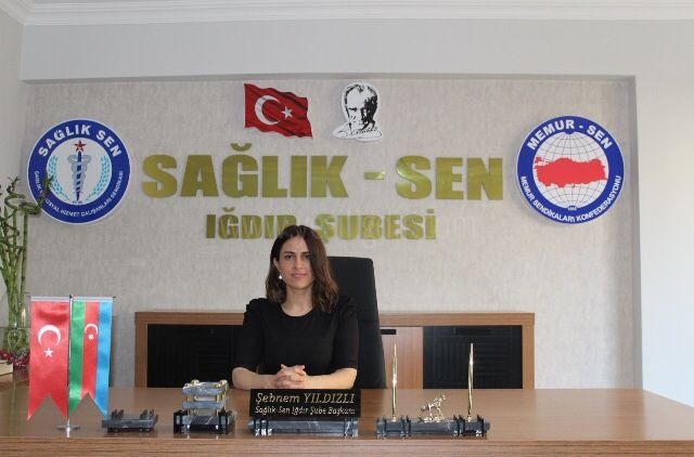 ŞEBNEM YILDIZLISAĞLIK ÇALIŞANLARININ HAKKI VERİLMELİ