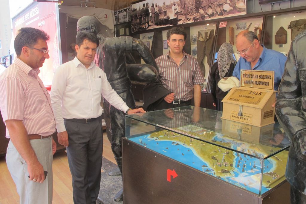 Iğdır'da Çanakkale Savaş Malzemeleri Sergisi Açıldı