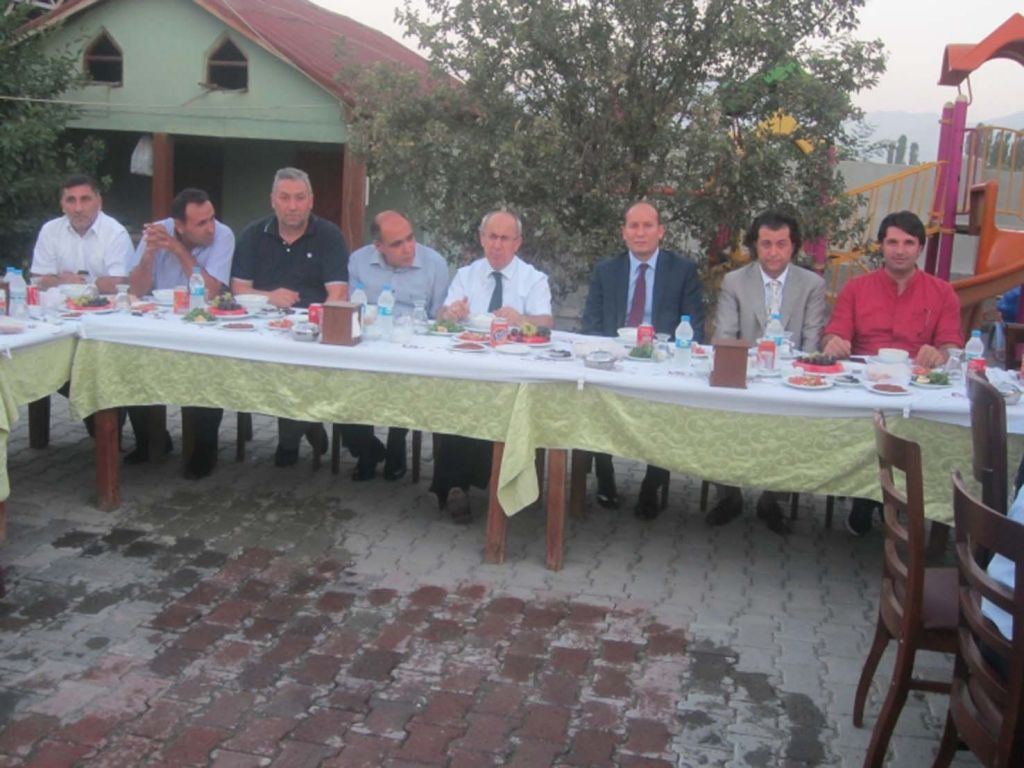 Meclis Ve Personel Kaynaşma Ve İstişare Yemeğinde Buluştu