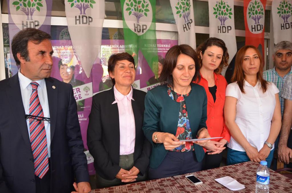 Hukukçu Bizler kampanyasında Iğdırlı avukatlardan destek açıklaması