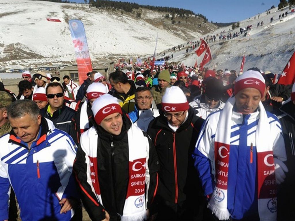 Türk Milleti Atasını Unutmadı