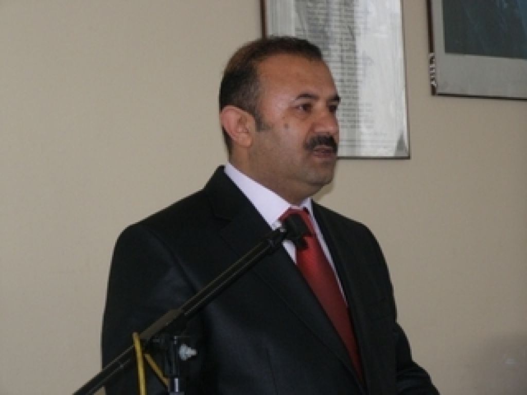 İki Devlet Bir Millet-İki Dernek Tek Yürek sloganı ile İftar yemeği