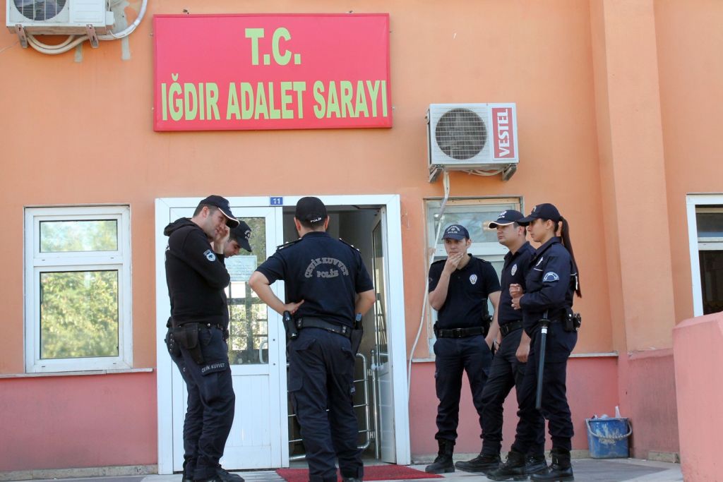 Iğdırda göz altına alınan 7 kişiden 5i tutuklandı