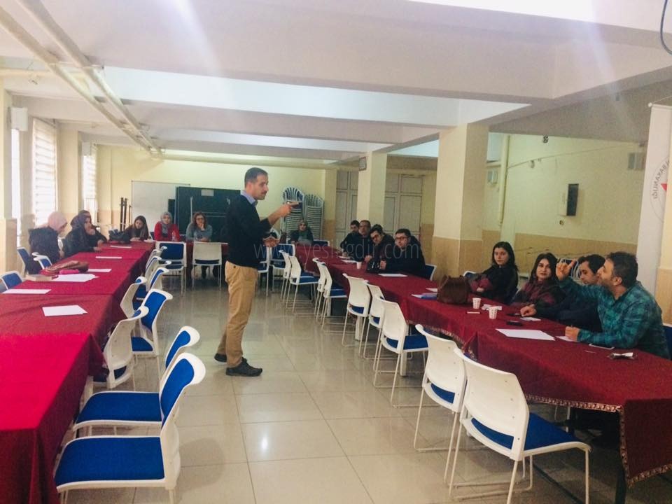 TUBİTAK PROJELERİ EĞİTİMİ DEVAM EDİYOR
