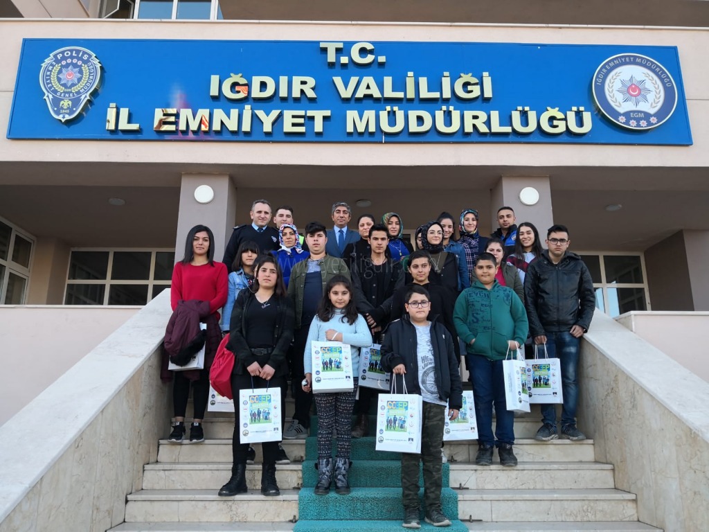 TRAFİK EĞİTİMİ DEVAM EDİYOR