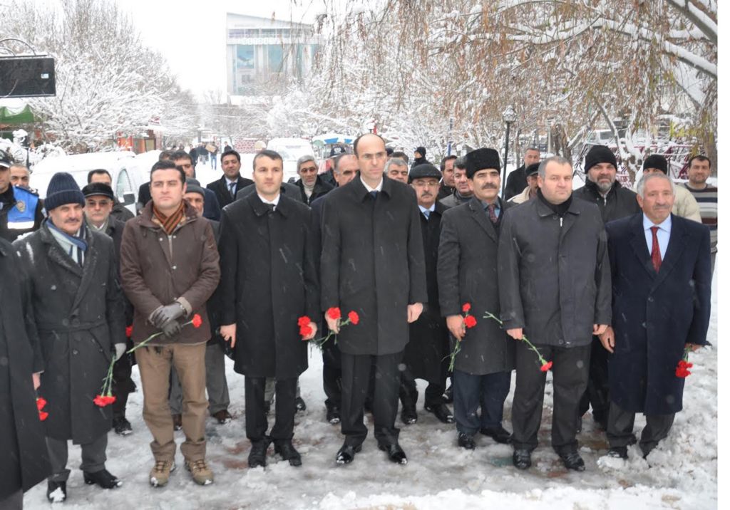 Haydar Aliyev Törenlerle Anıldı