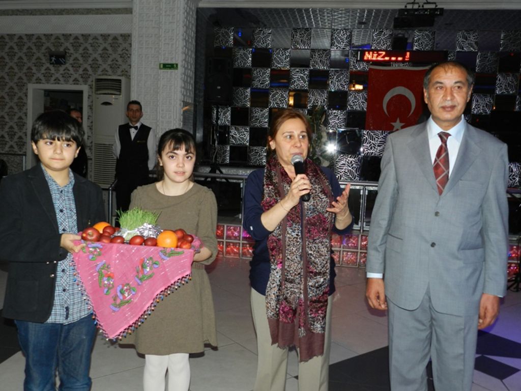 Bursa'da Nevruz Bayramı Şöleninde Birlik Mesajı Verildi