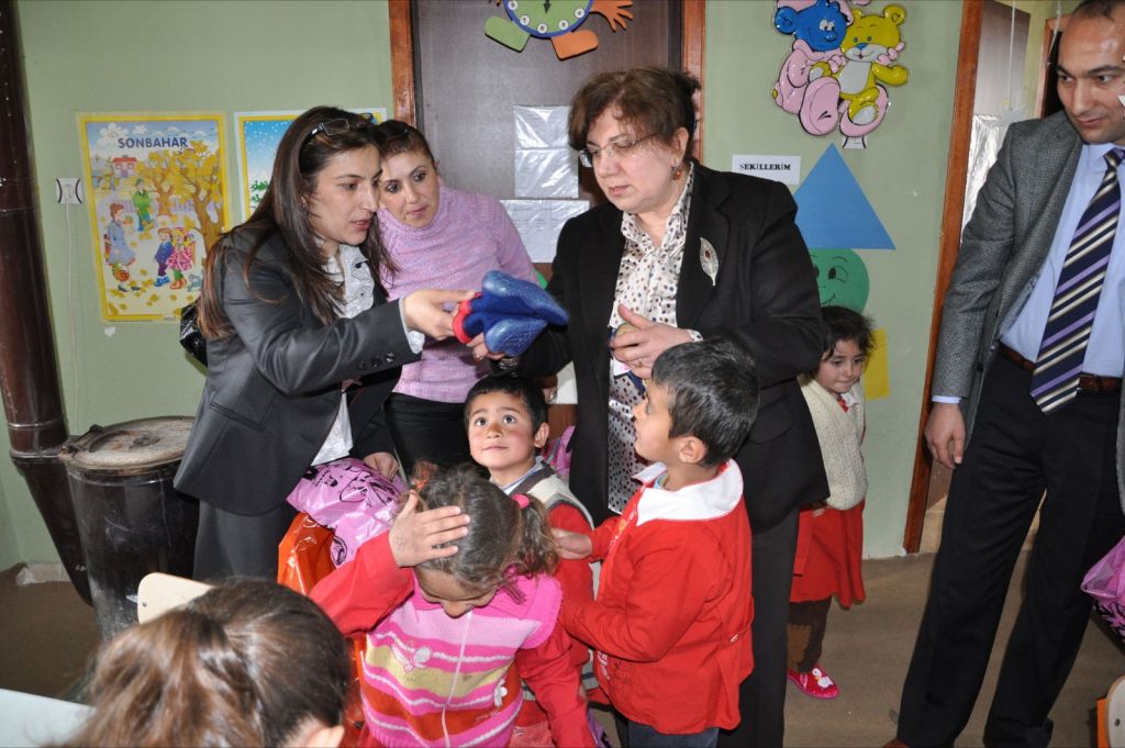Aralık İlçesinde Yardımlaşma ve Dayanışmanın Mutluluğu