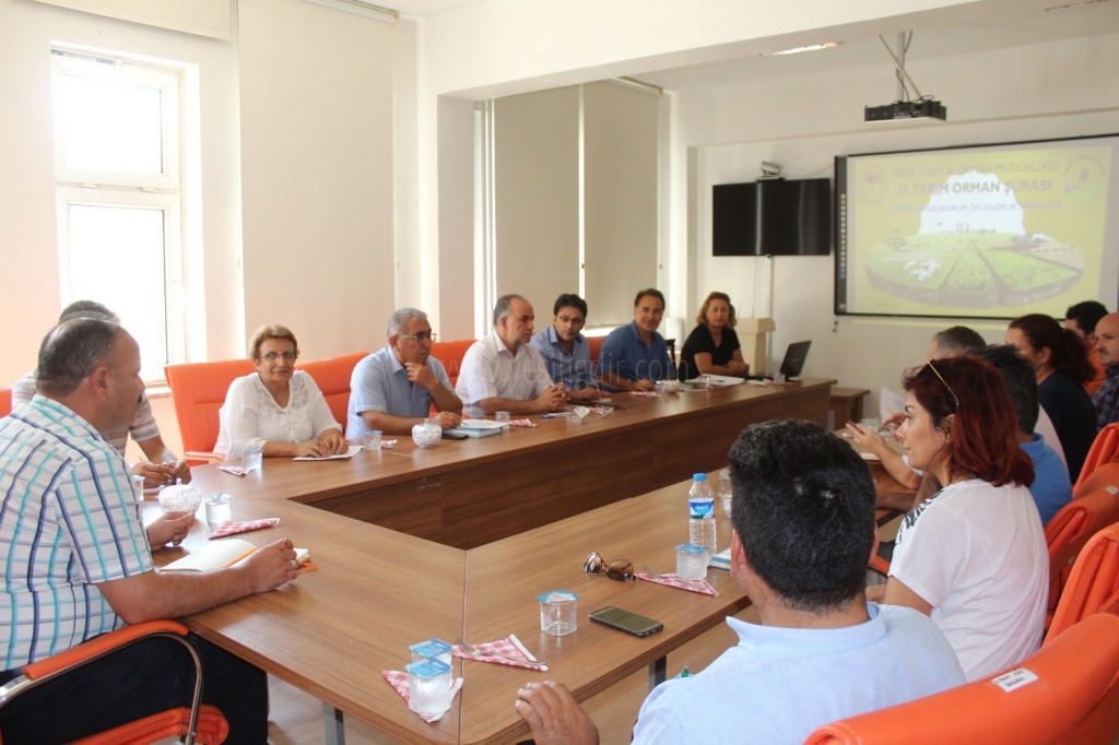 III TARIM ORMAN ŞURASI ÖN HAZIRLIK TOPLANTISI İL MÜDÜRLÜĞÜ TOPLANTI SALONUNDA GERÇEKLEŞTİRİLDİ