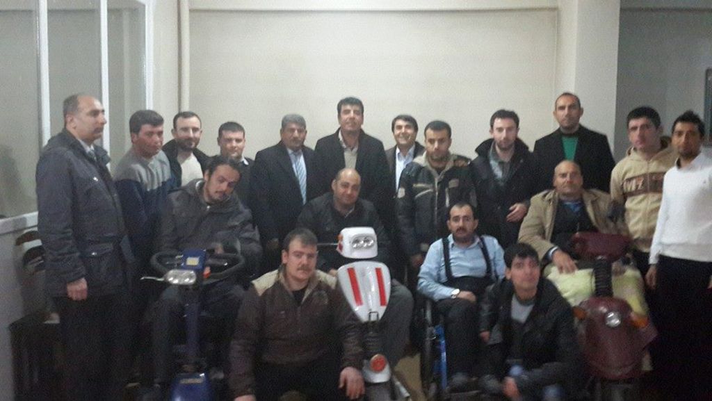 İş Adamı Göleliden Anlamlı Ziyaret