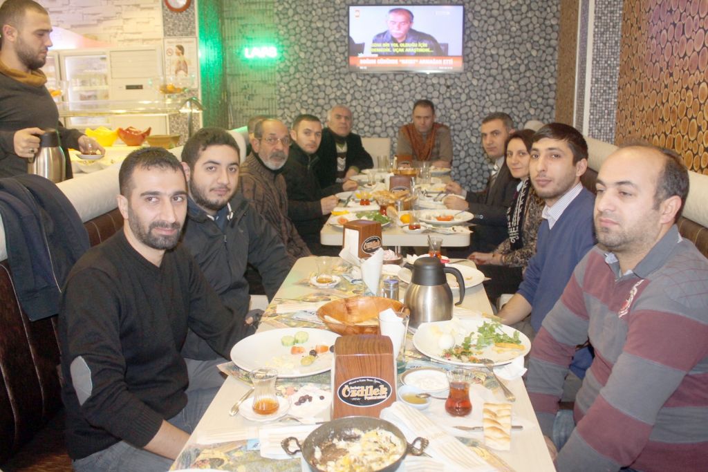 Belediye Eş Başkanları Murat Yikit ve Şaziye Önder 2015 Yılı Hizmet Yılı Olacak Dedi