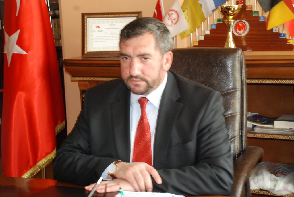 Din Görevlisi