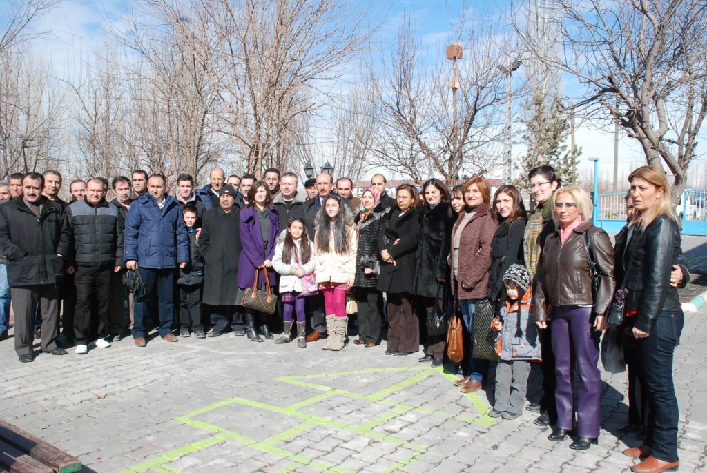 Deftardar'dan Çocuk Yuvasına Ziyaret