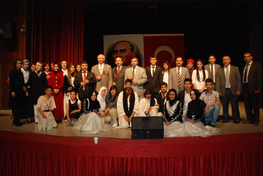 Bir Kutlu Doğum Coşkusu da Lisede Yaşandı
