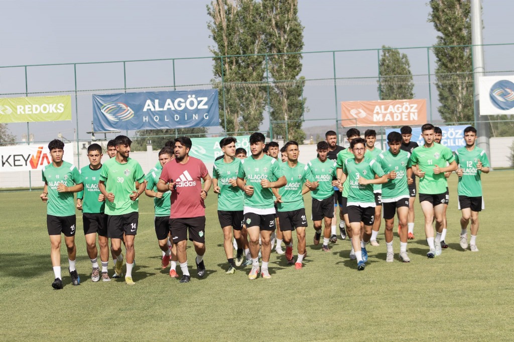 Alagöz Holding Iğdır FK u18 takımı Hedef Şampiyonluk