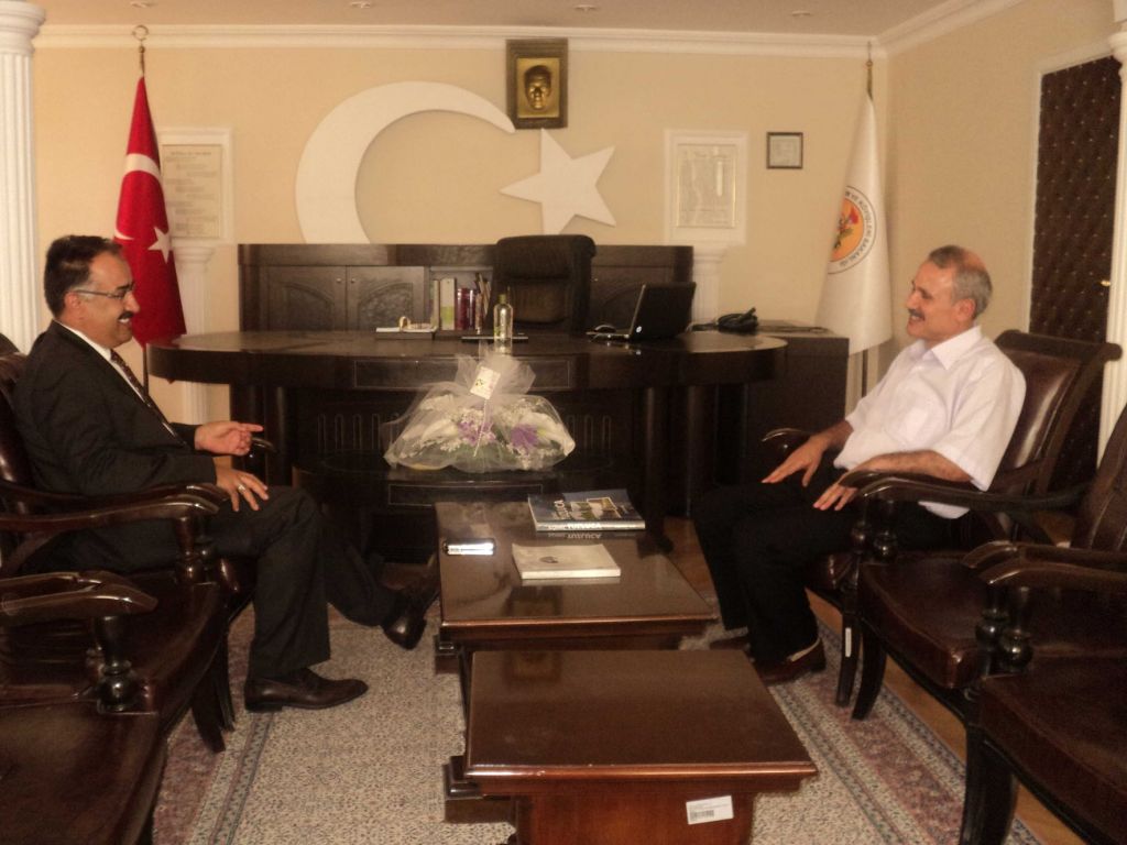 Rektör Prof Dr İbrahim Hakkı Yılmaz'dan İl Gıda ve Tarım Müdürüne Ziyaret