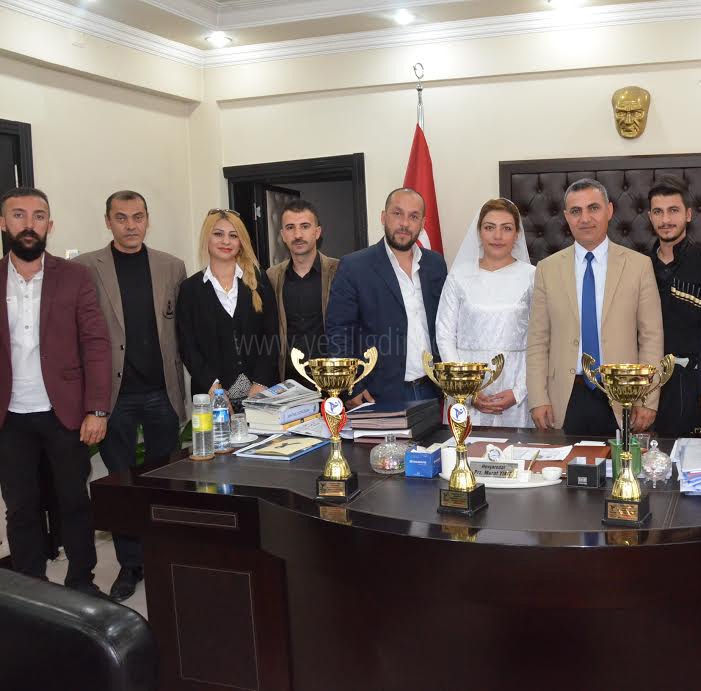 Halk Eğitim Folklor Ekibinden Belediye Başkanına Ziyaret