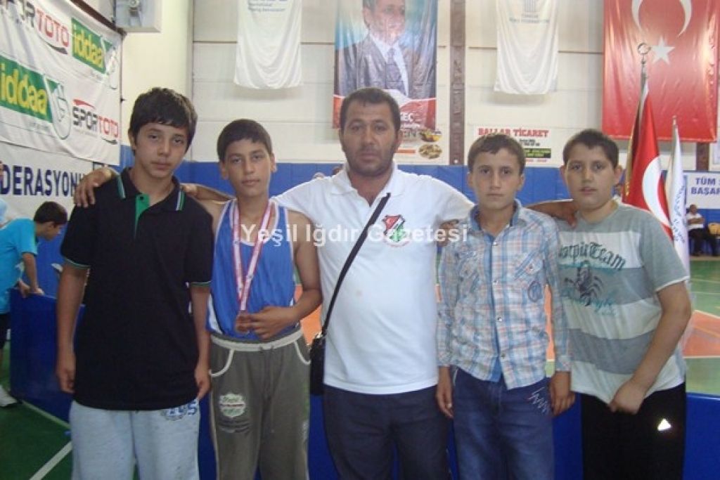 Atabek Spor Klübünen Türkiye Üçüncüsü