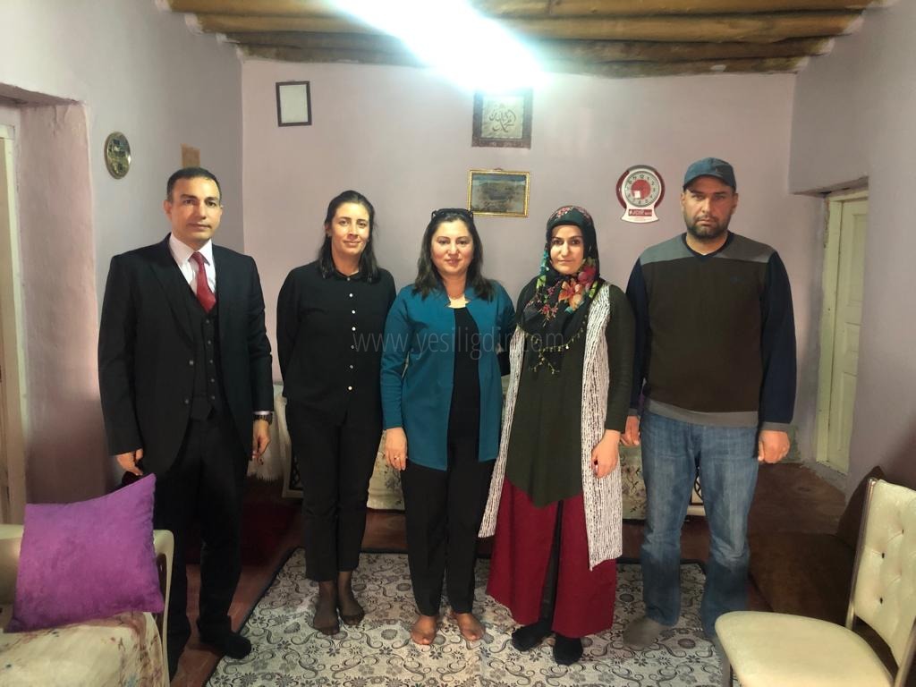 SEMA ÜNLÜDEN ANLAMLI ZİYARET