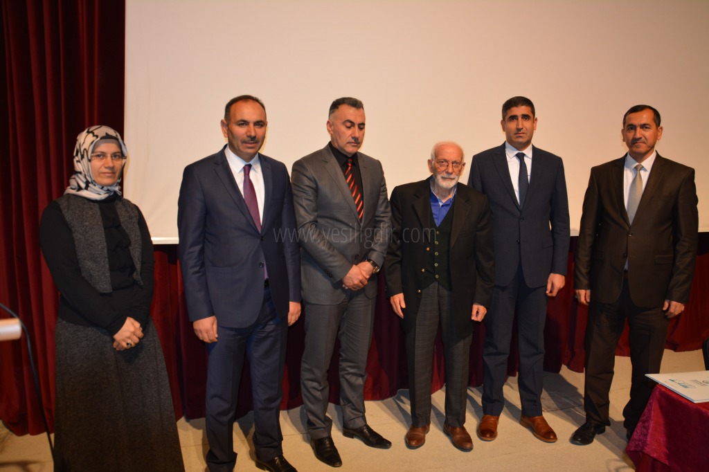 PROF DR NECMETTİN TOZLU IĞDIRDA KONFERANS VERDİ