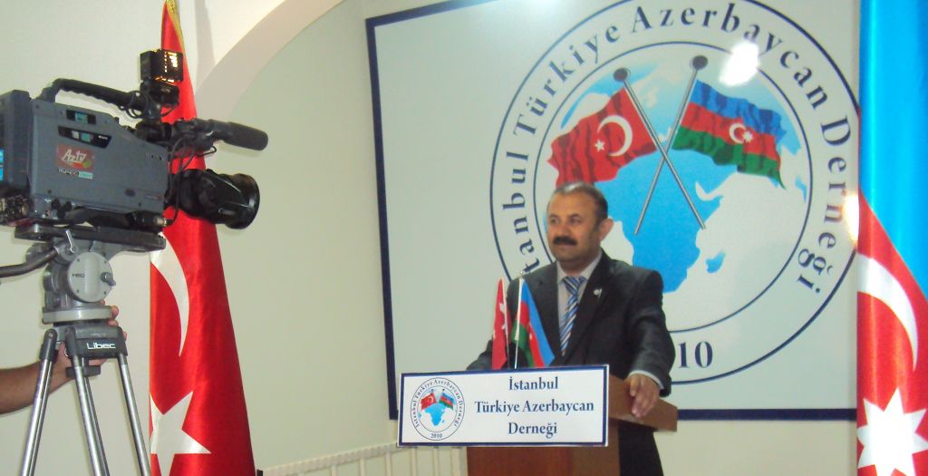 Azerbaycan Halk Cumhuriyetinin Kuruluşunun 94 yılı törenlerle anıldı