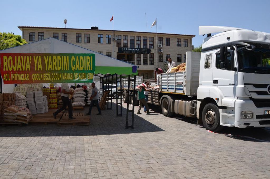 Iğdırdan Rojavaya yardım devam ediyor