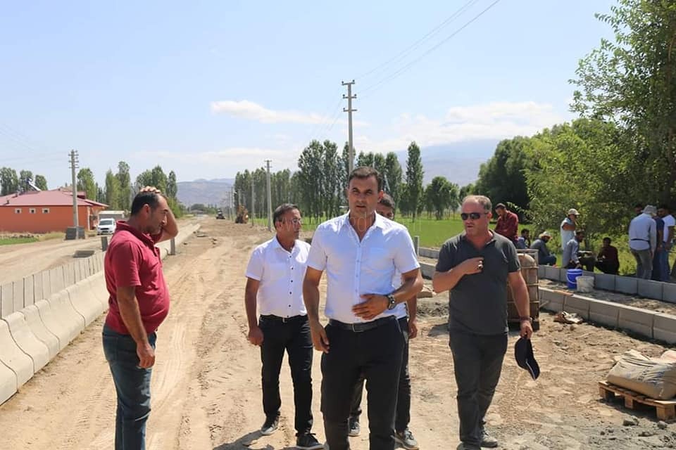IĞDIR BELEDİYESİNDEN BİR İLK BİSİKLET YOLLARI YAPILIYOR