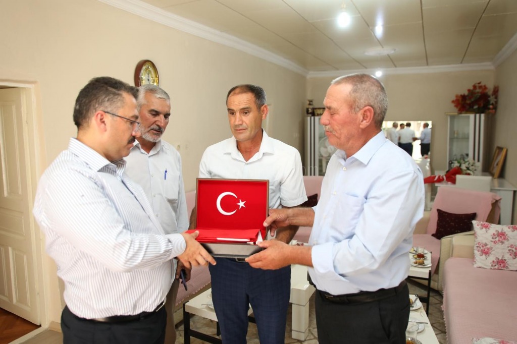 ONLAR BİZE AZİZ ŞEHİTLERİMİZİN EMANETİDİR