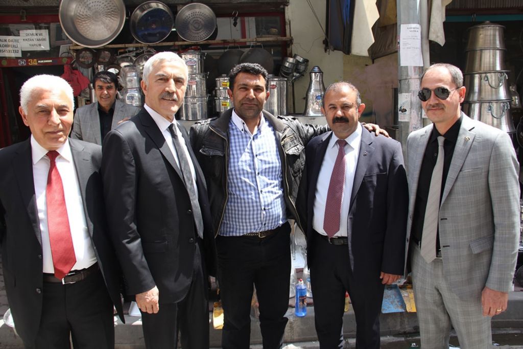 MHP Iğdır Adayları Şehirde Ayak Basmadık Yer Bırakmayacak