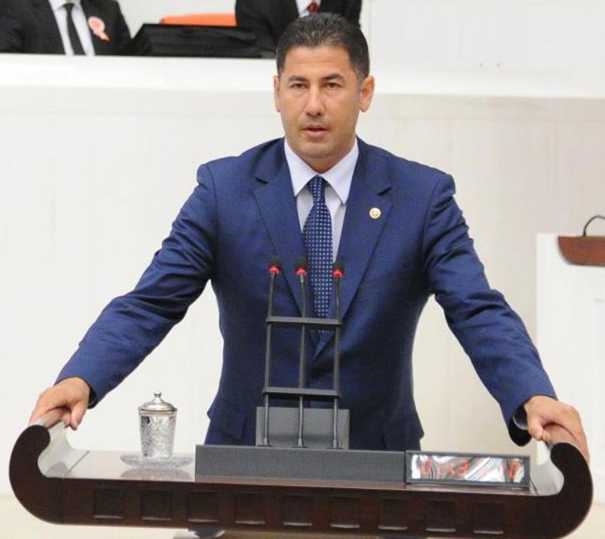 Dr Sinan OĞAN Iğdırdaki Gümrük Sorunlarını Bakanlık Yetkilileriyle Görüştü