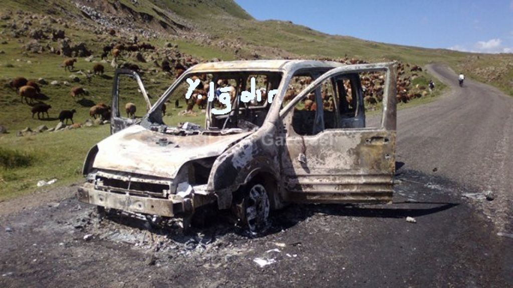 PKK Yol Kesti 10 Kişiyi Kaçırdı