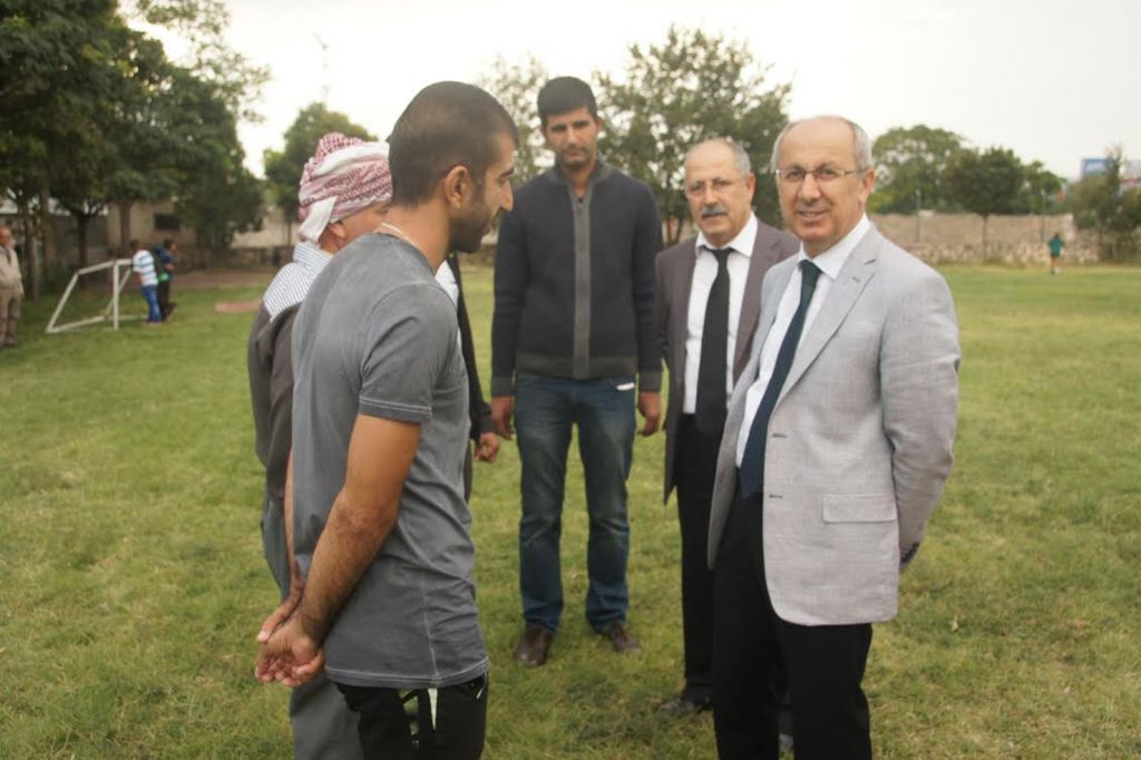 Vali Hanerden Şengalli Ailelere Ziyaret