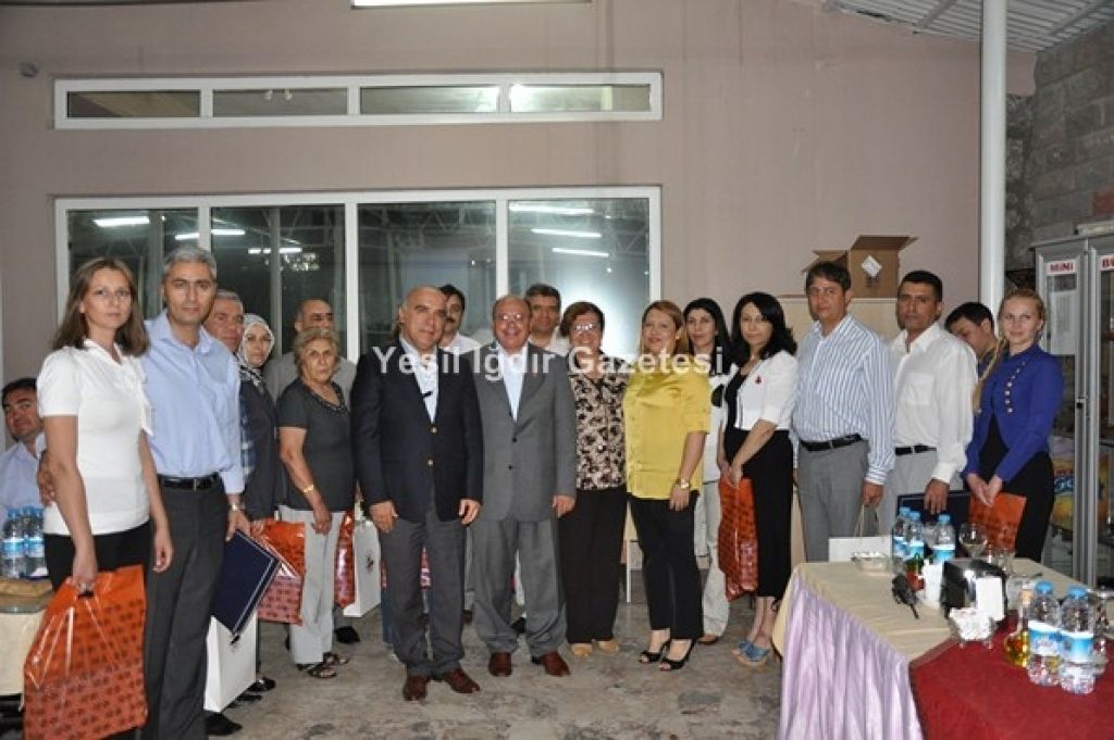 Iğdır Emniyet Müdürlüğü Tayini Çıkan 19 Rütbeli Personeli İçin Veda Yemeği Verdi