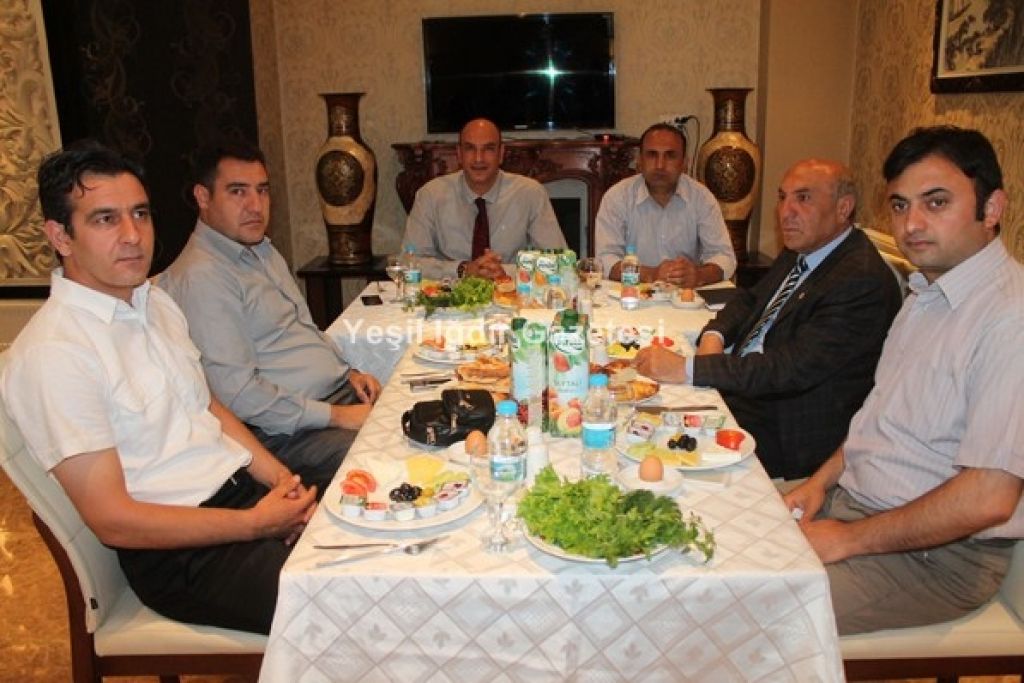 Milli Eğitim Müdürü Dinçer Ateş Sendika Başkanlarıyla Bir Araya Geldi