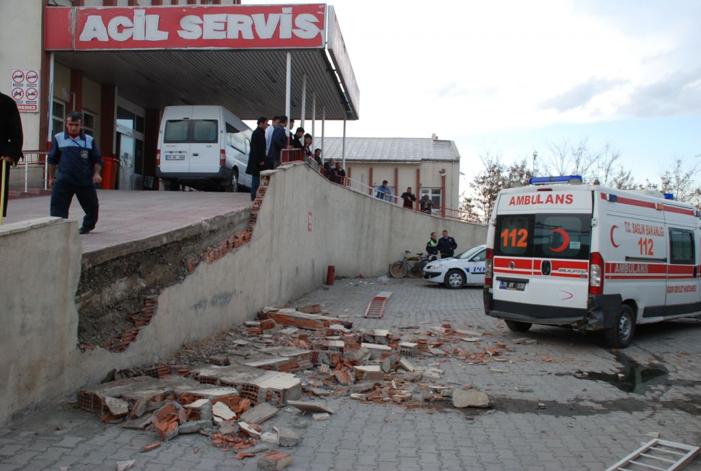 Ambulans Devrildi