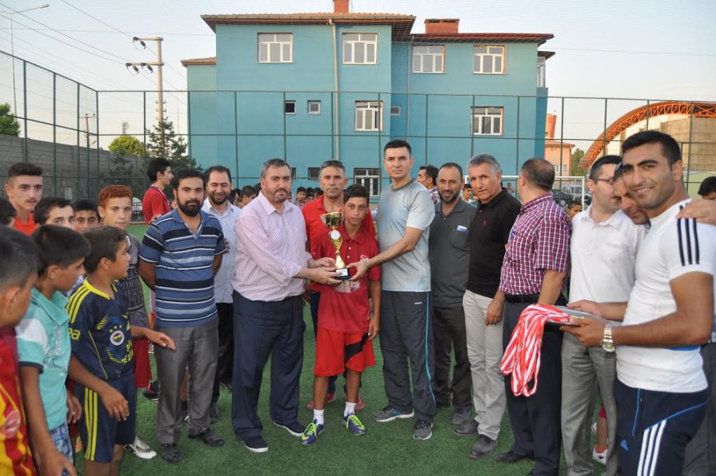 2015 Yaz Kuran Kursları Arası Futbol Turnuvası Sona Erdi