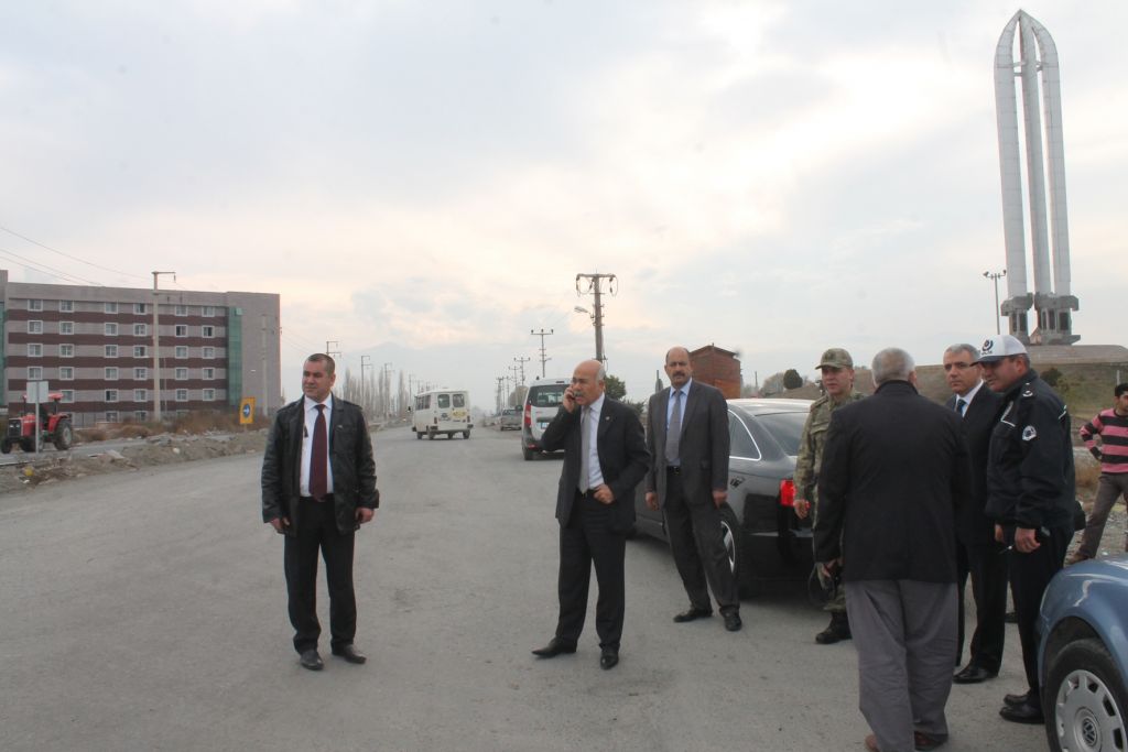 Iğdır Valisi Ahmet Pek Çevre Yolunda İnceleme Yaptı