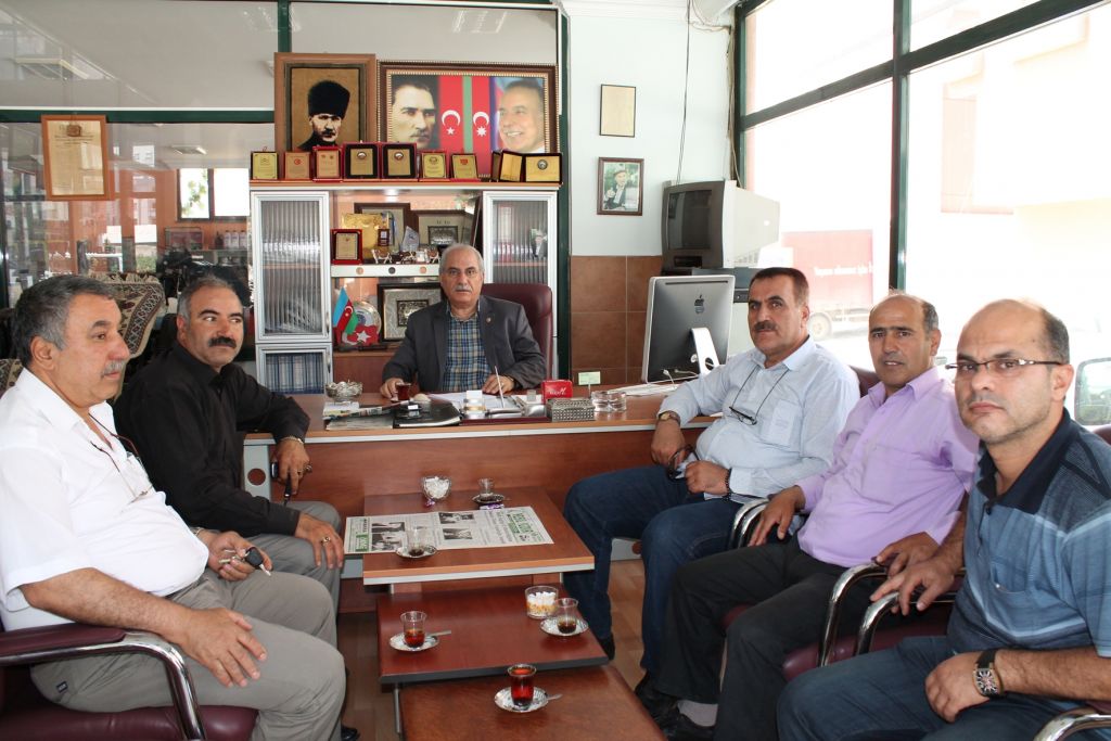 Eski Milletvekili Dursun Akdemir Gazetemizi Ziyaret Etti
