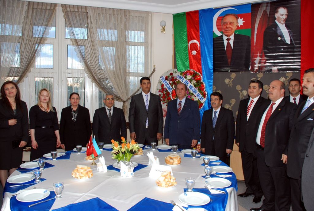 Azerbaycan'ın Hürriyet ve İstiklal Bayramı