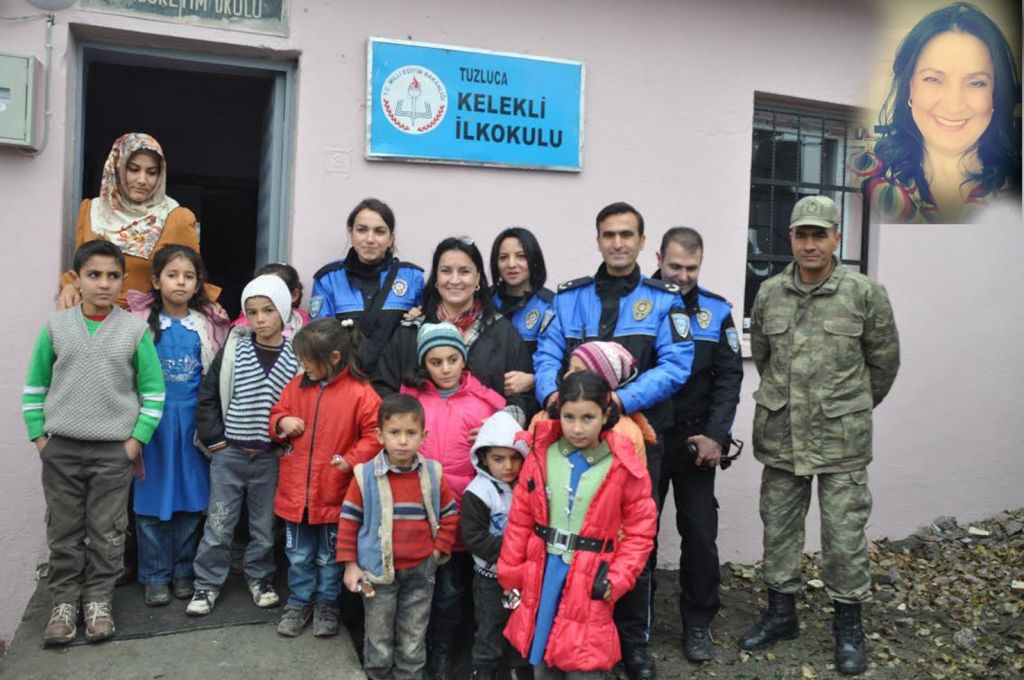 Seher Karğı Gülen Yüzüyle Öğrencileri Güldürmeye Devam Ediyor