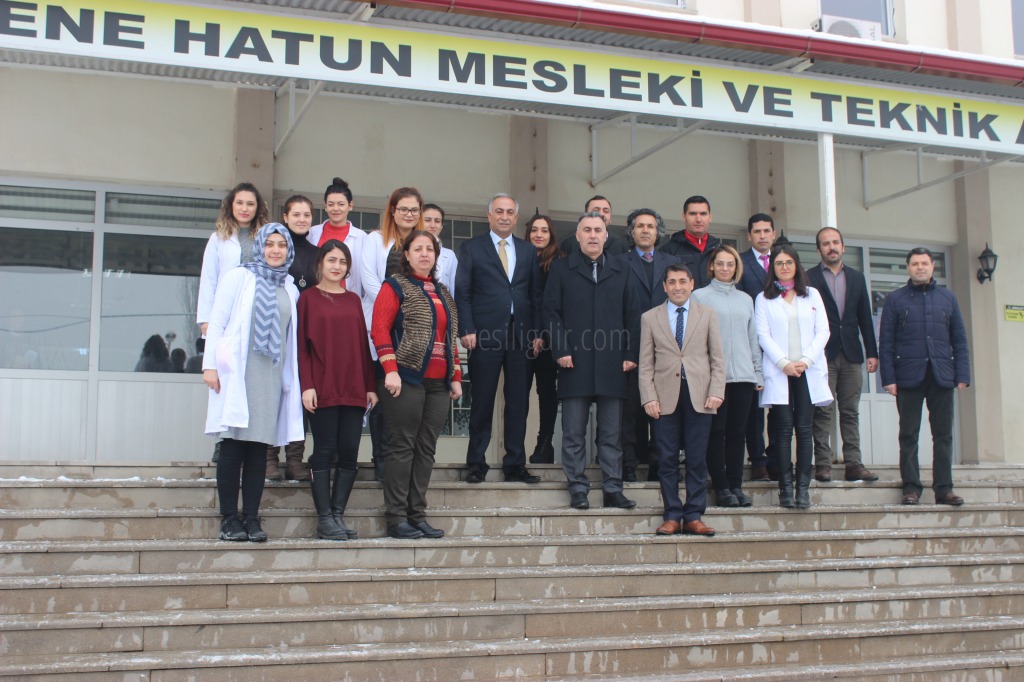 HAKAN GÖNENDEN NENE HATUN MESLEKİ VE TEKNİK ANADOLU LİSESİNE ZİYARET ETTİ